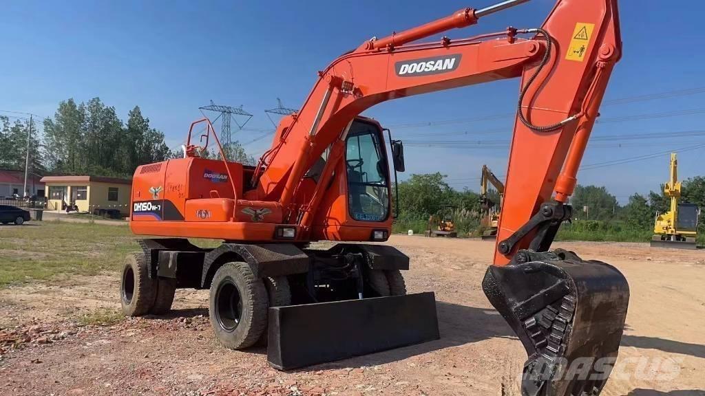 Doosan 150W-7 Bagri na kolesih