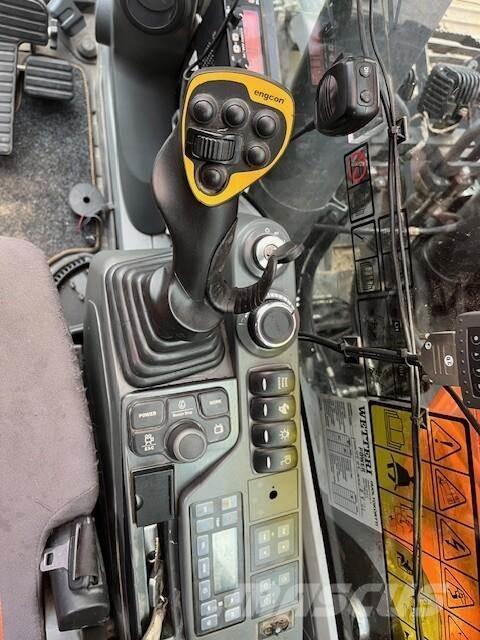 Doosan DX235 LCRD Bagri goseničarji