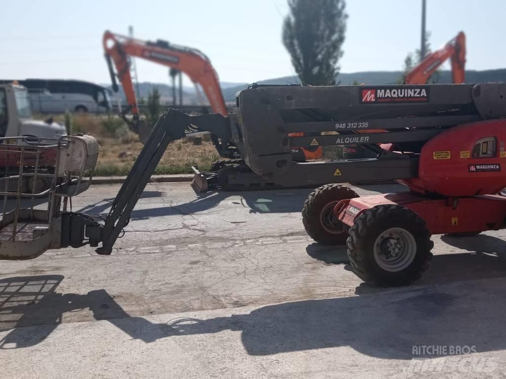 Manitou 160 ATJ Zglobne dvižne ploščadi