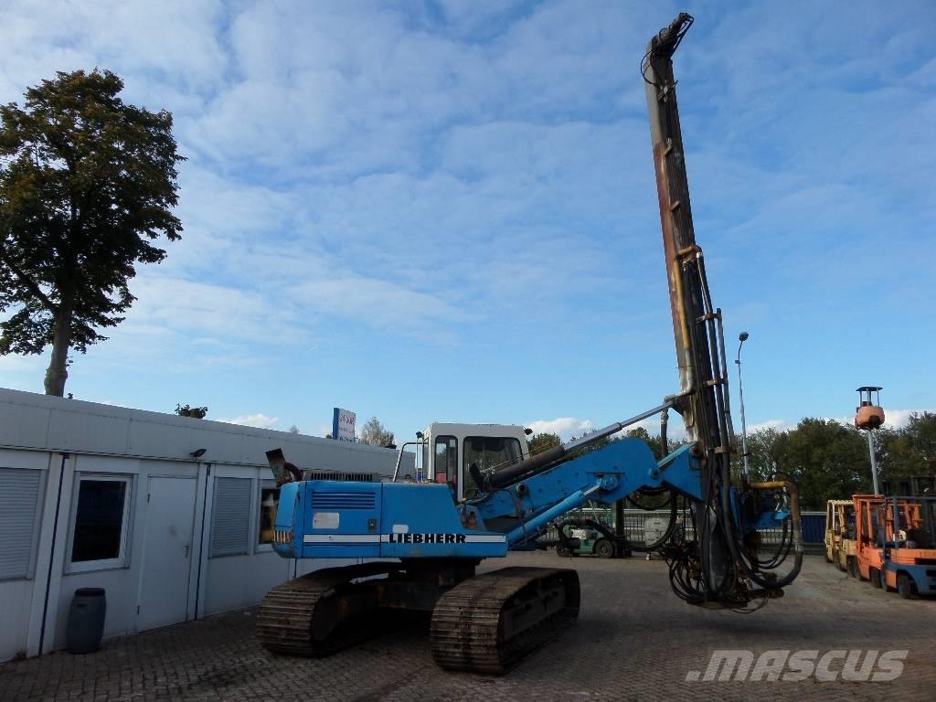Liebherr R 902 Mobilni vrtalni tovornjaki
