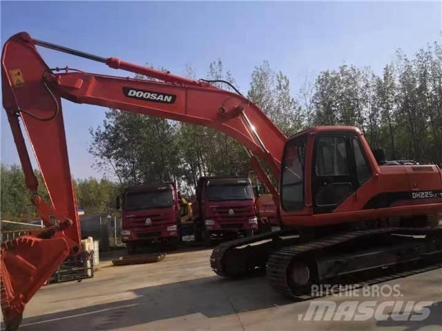 Doosan DH 225 LC-7 Bagri goseničarji