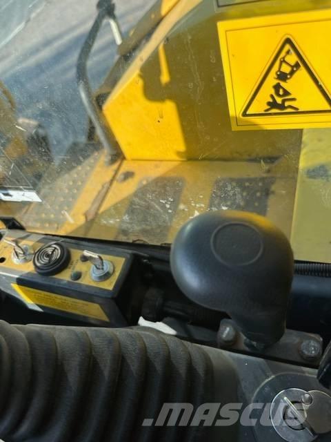 Komatsu PC 118 MR-8 Bagri goseničarji