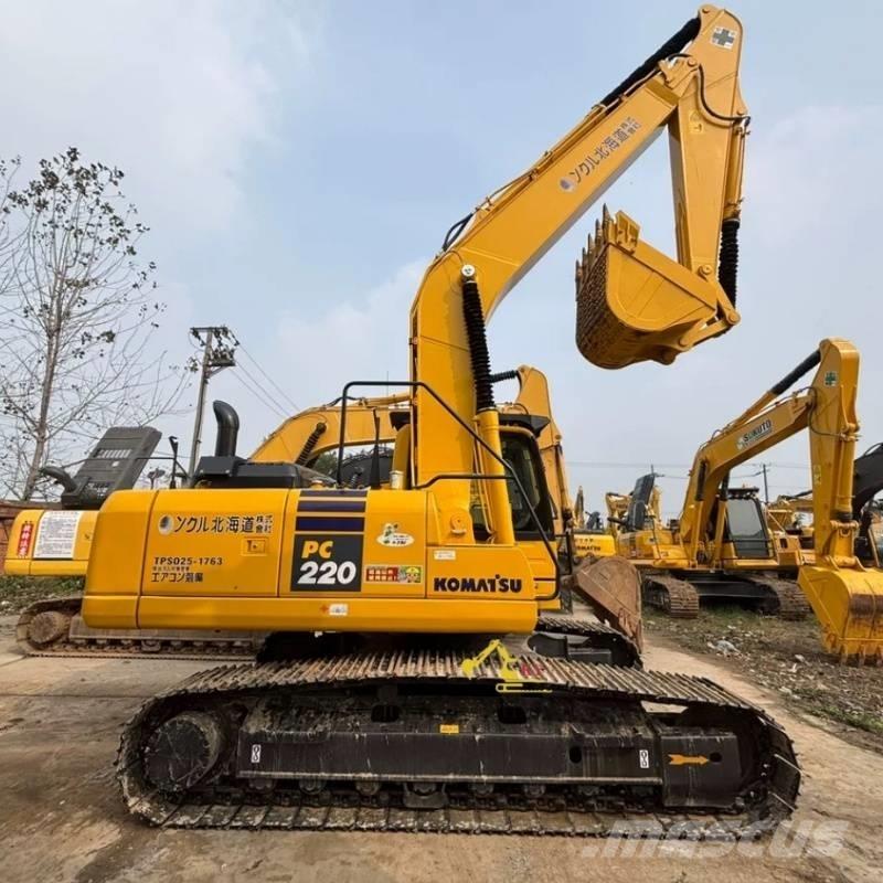 Komatsu PC 220-8 Bagri goseničarji