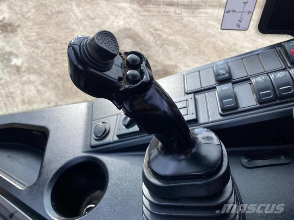 Liebherr L 506 Kolesni nakladalci