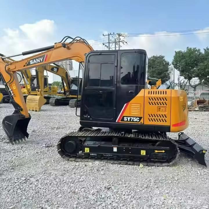 Sany SY75C Bagri goseničarji