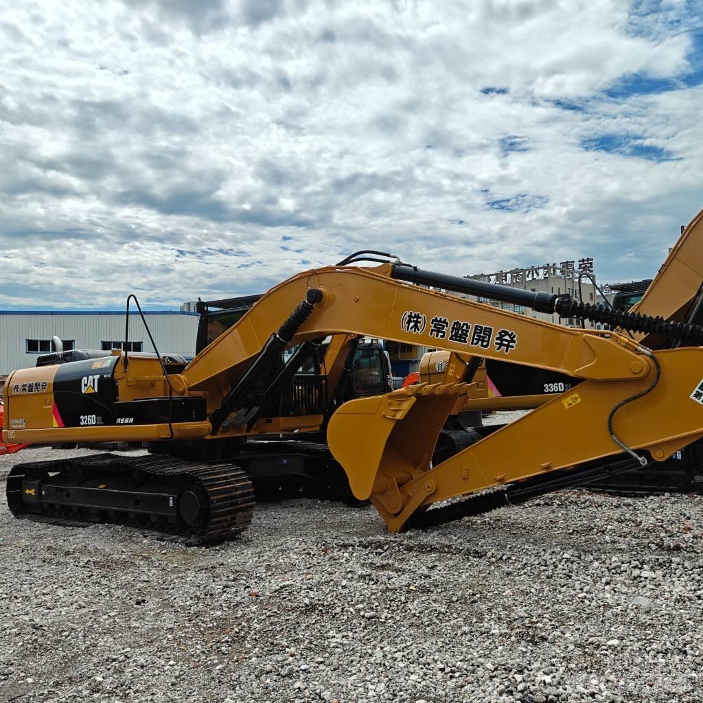 CAT 326D2 Bagri goseničarji
