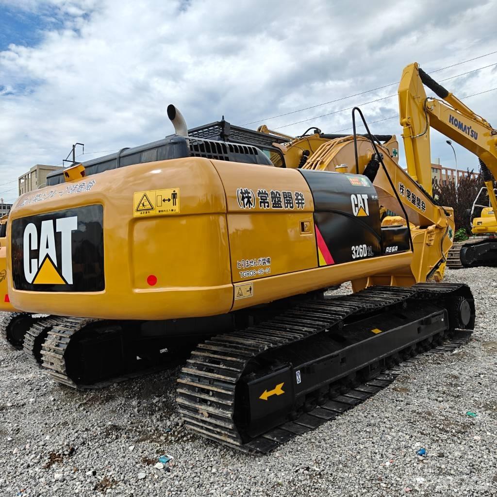 CAT 326D2 Bagri goseničarji