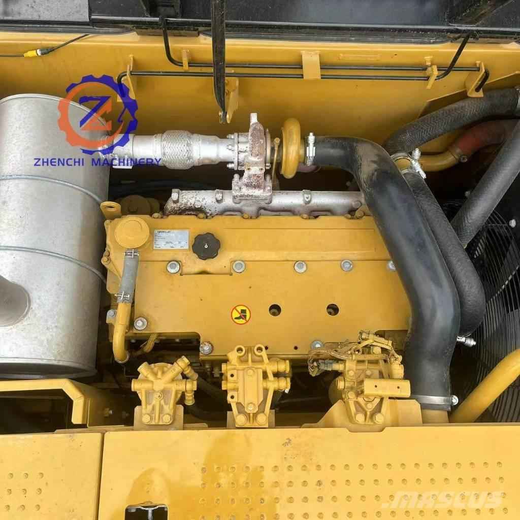 CAT 320 D2 Bagri goseničarji