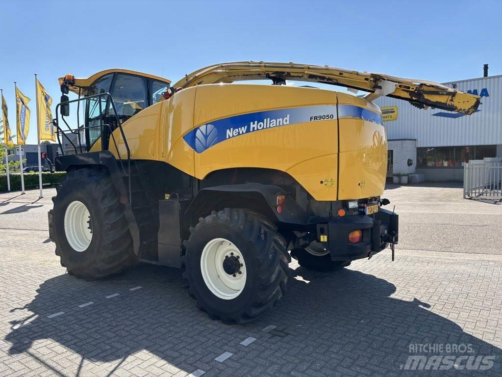 New Holland FR9050 Stroji za krmo na lastni pogon