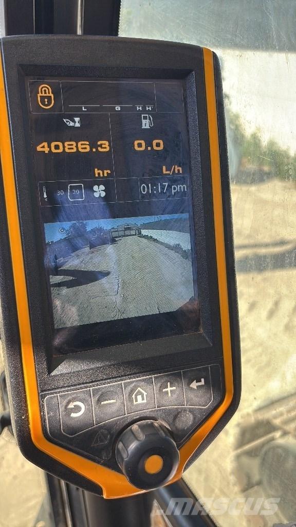 JCB JS 131 LC Bagri goseničarji
