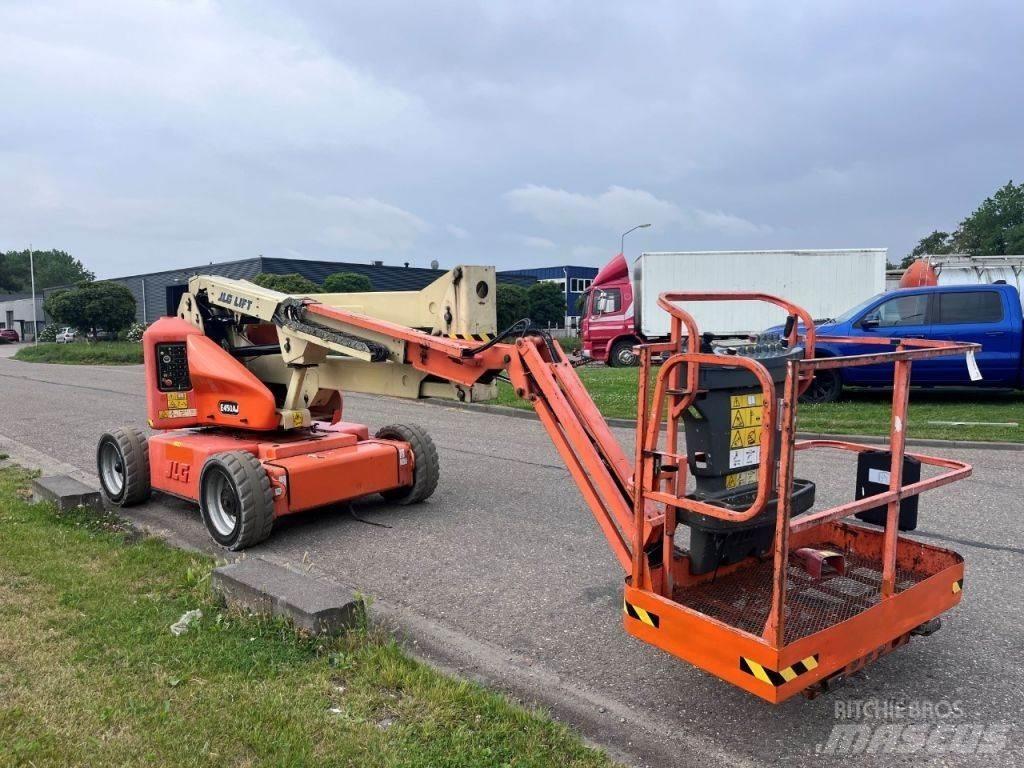 JLG E450AJ Zglobne dvižne ploščadi