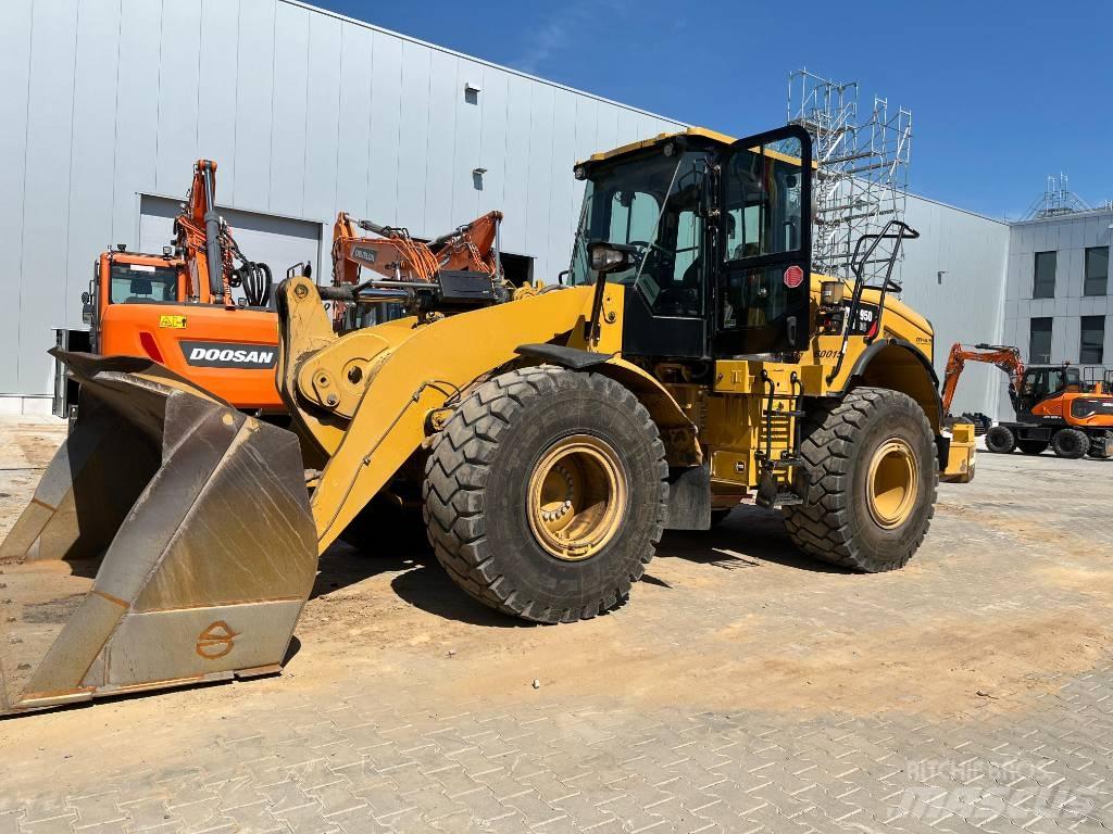 CAT 950 Kolesni nakladalci