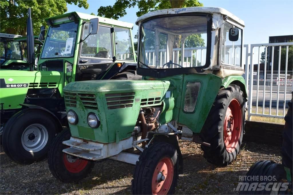 Deutz-Fahr D4006 Traktorji