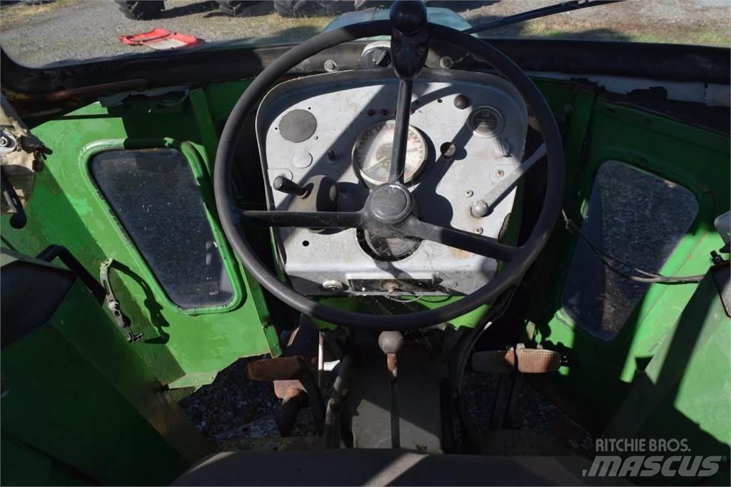 Deutz-Fahr D4006 Traktorji