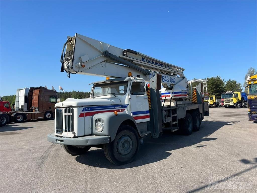 Scania 111 6X2 Tovornjaki z žerjavom