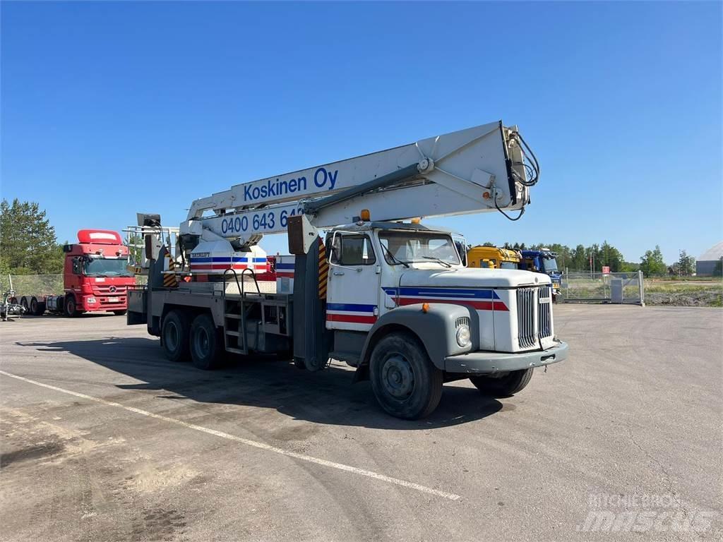 Scania 111 6X2 Tovornjaki z žerjavom