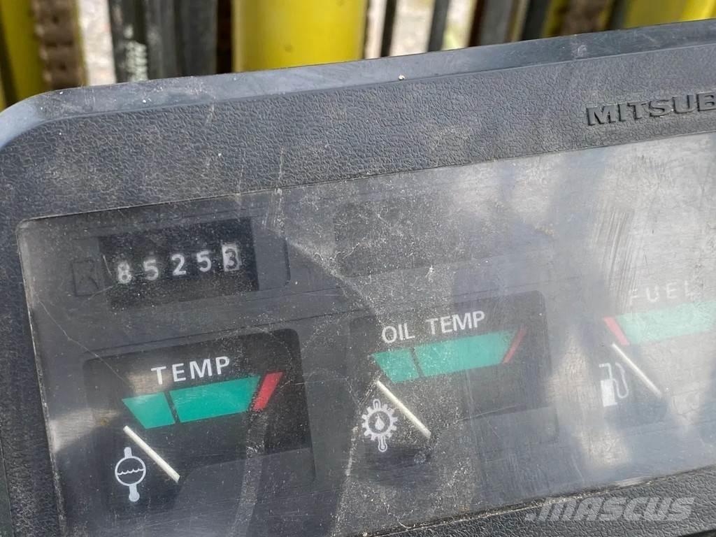Mitsubishi FD25T Dizelski viličarji