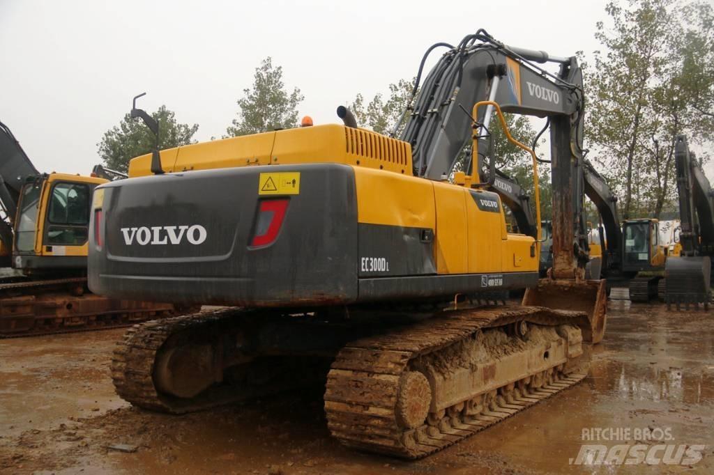 Volvo EC 300 Bagri goseničarji