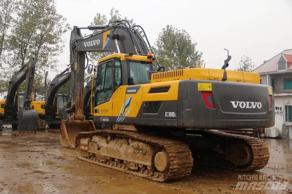 Volvo EC 300 Bagri goseničarji
