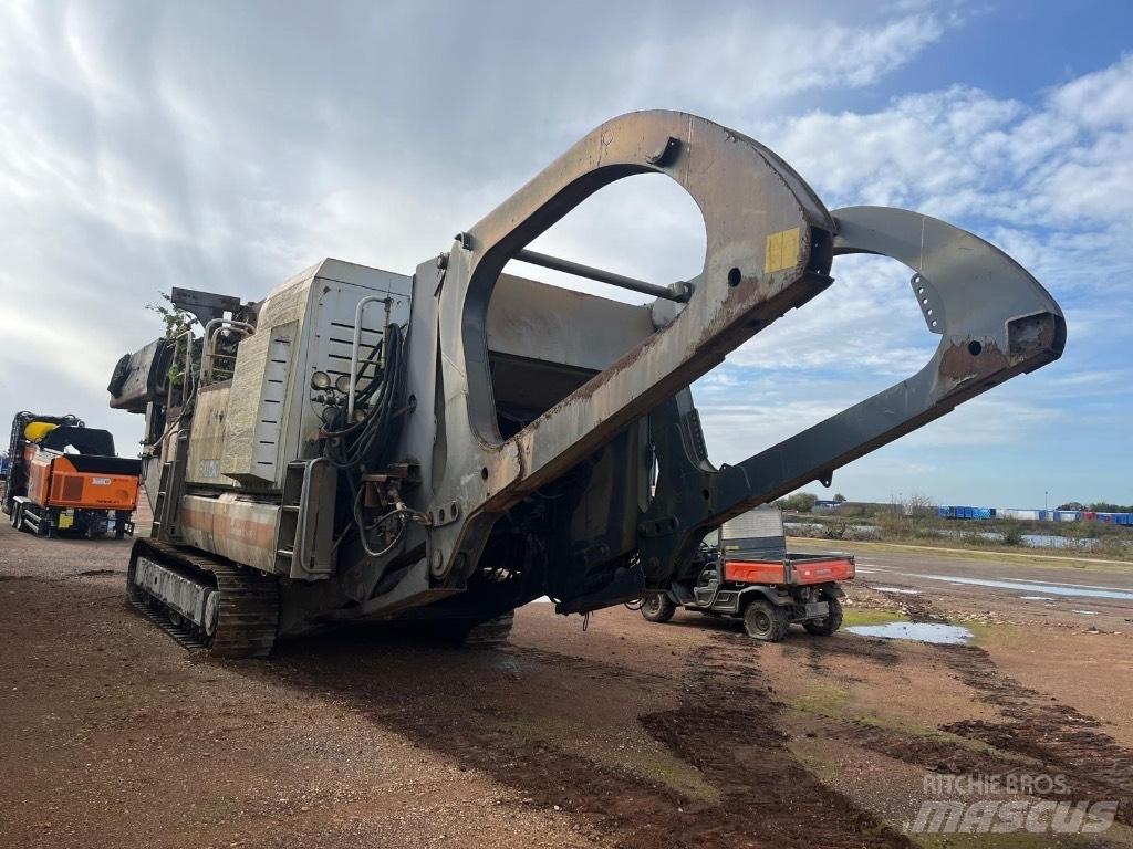 Metso LT1415S Mobilni drobilniki