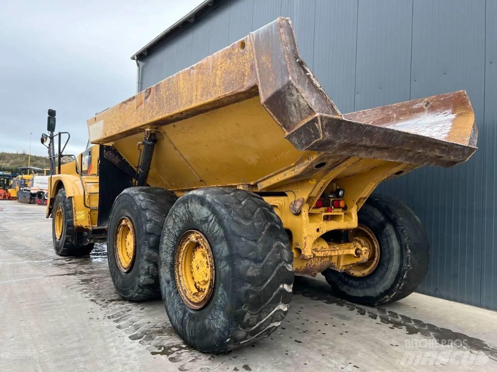 CAT 735B Zglobni demperji