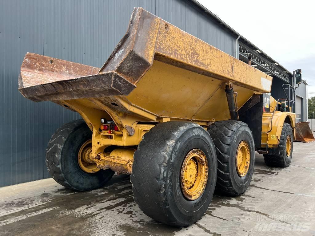 CAT 735B Zglobni demperji