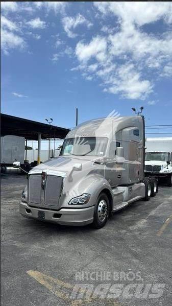 Kenworth T680 Vlačilci