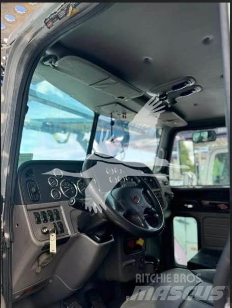 Peterbilt 389 Drugo