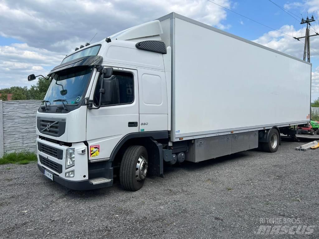 Volvo FM 330 Tovornjaki zabojniki