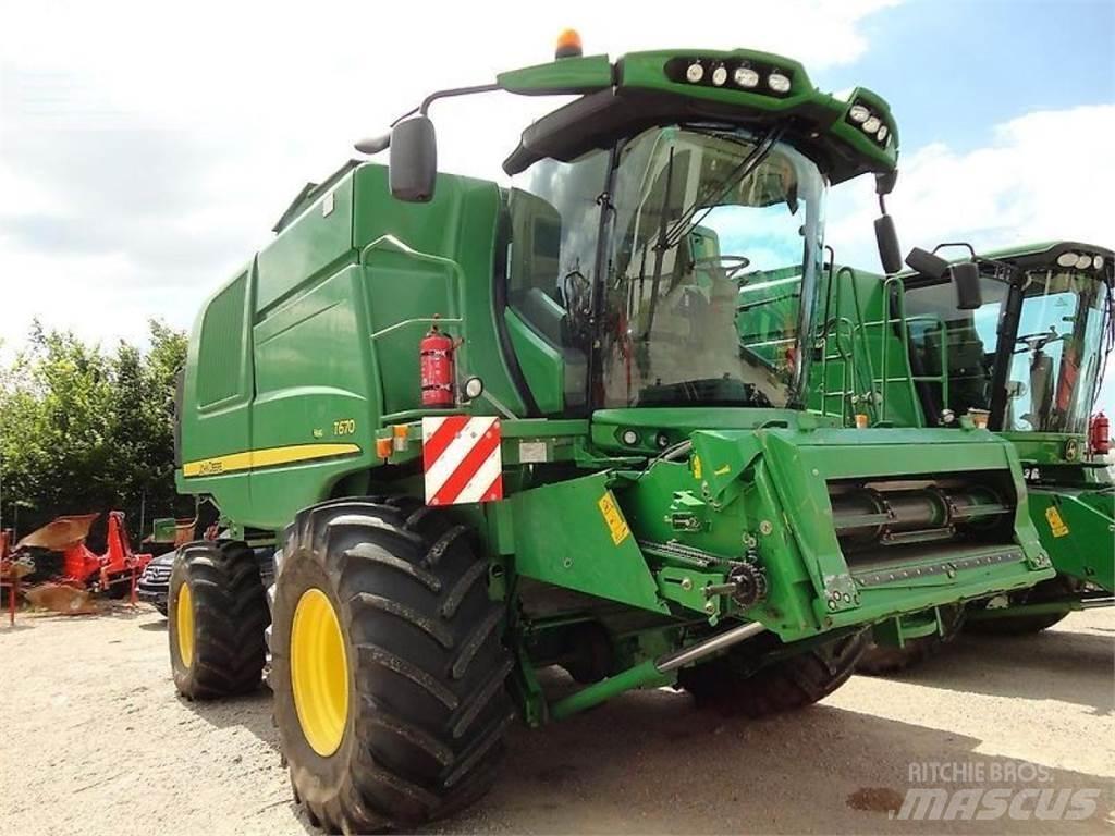 John Deere t670 Kombajni