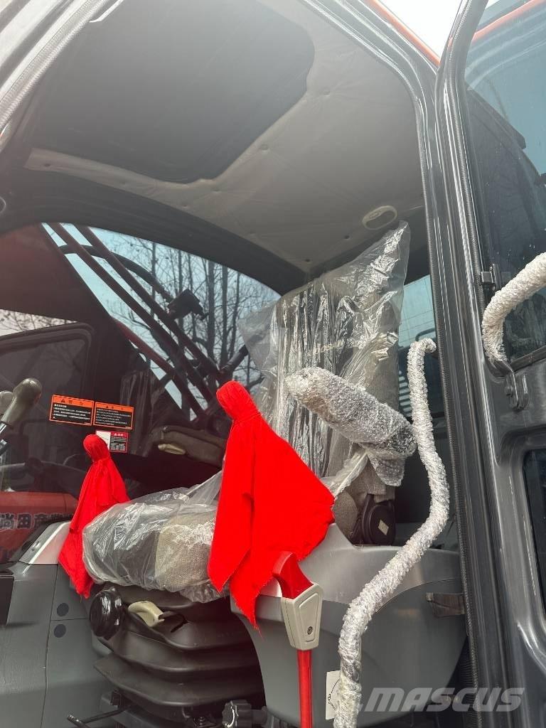 Doosan DX225 Bagri goseničarji