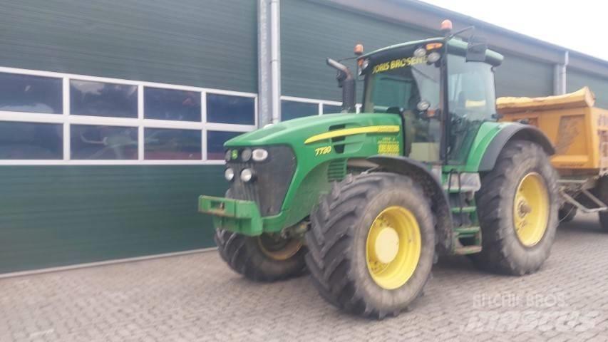 John Deere 7730 AS Traktorji