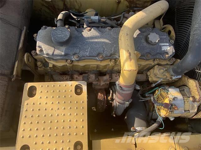 CAT 329D Bagri goseničarji