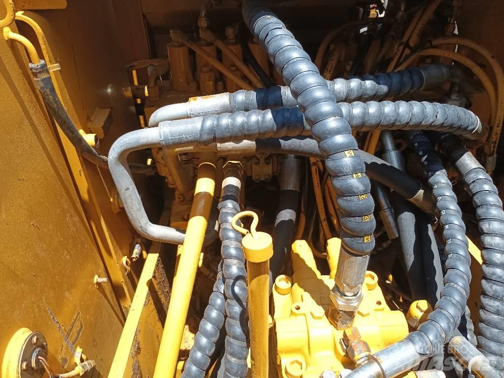 CAT 320D2 Bagri goseničarji