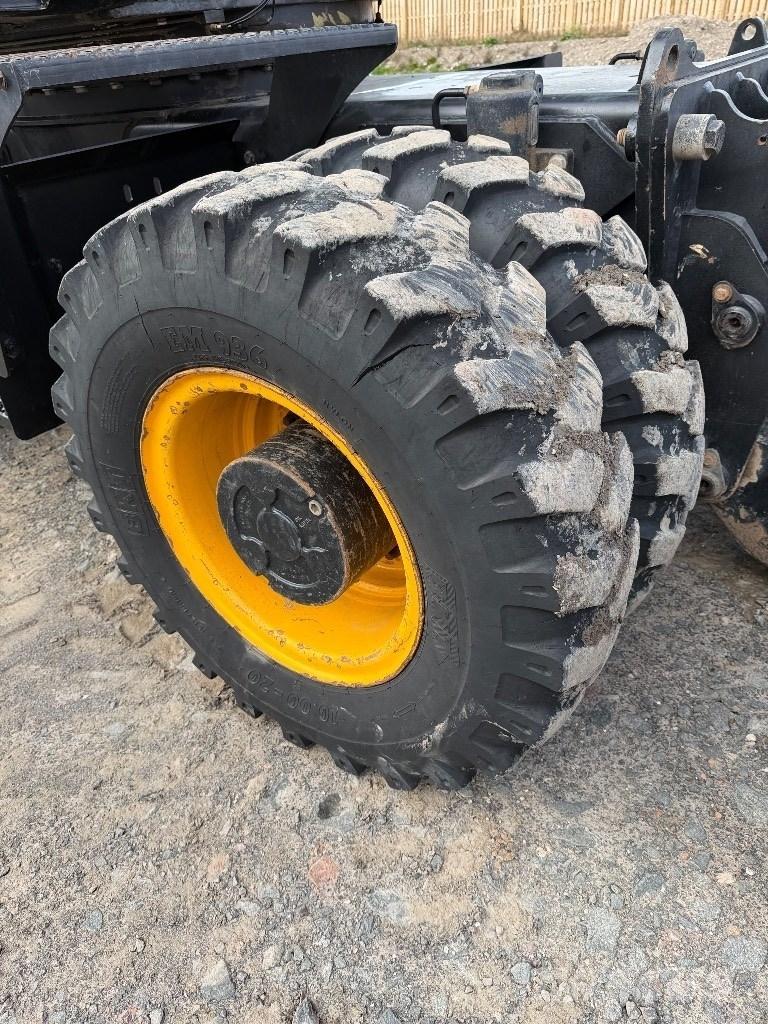 JCB JS 160 W Bagri na kolesih