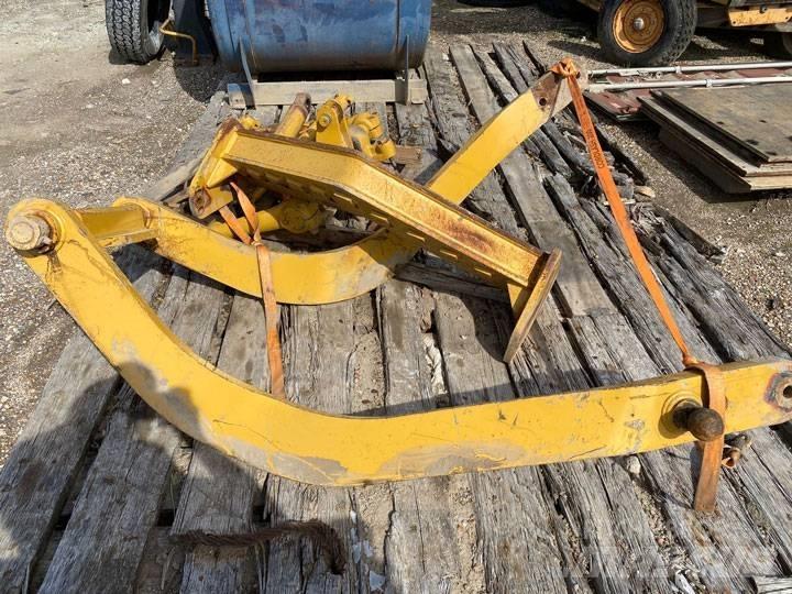 CAT 140H Scarifier Drugi deli