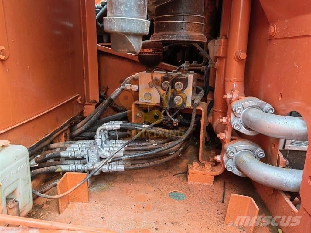 Doosan DX 225 LL Bagri goseničarji