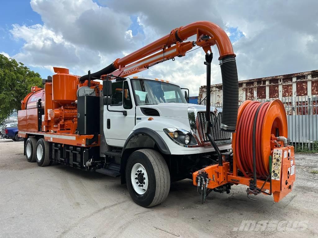 International 7400 Vakuumski tovornjaki