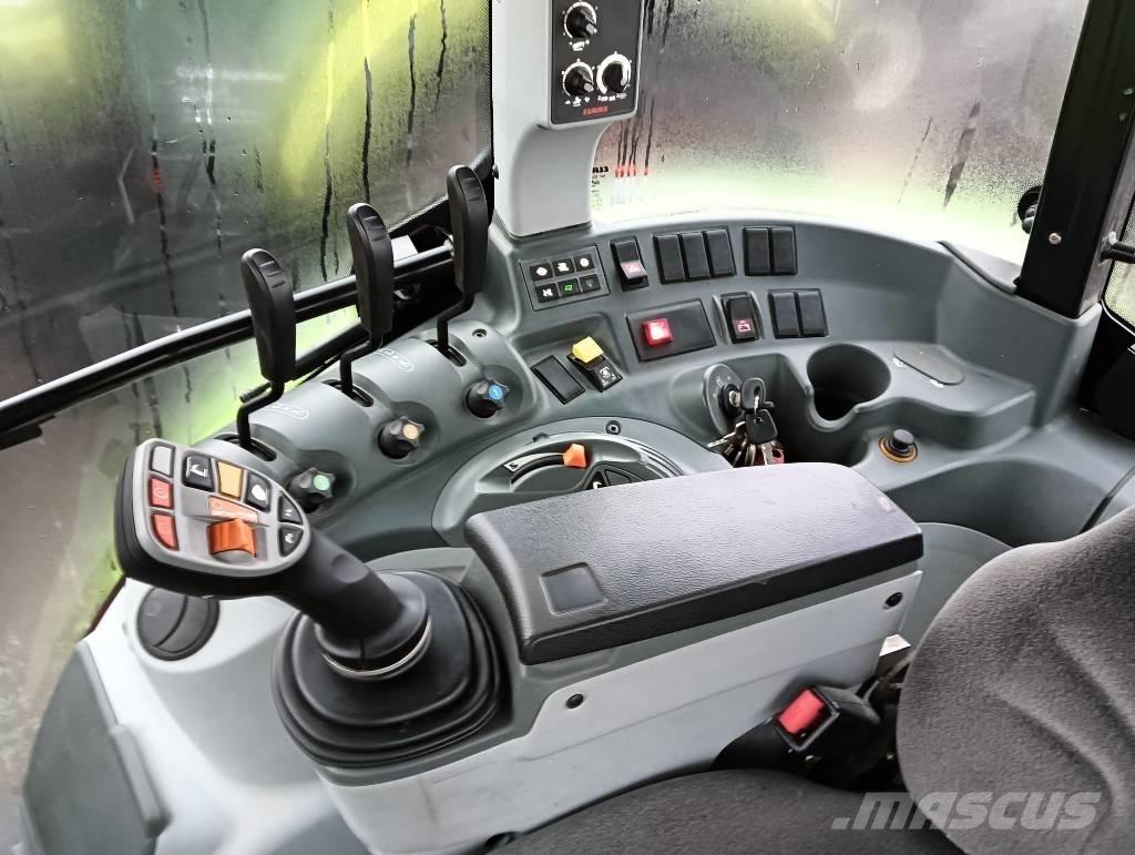 CLAAS Arion 440 Traktorji