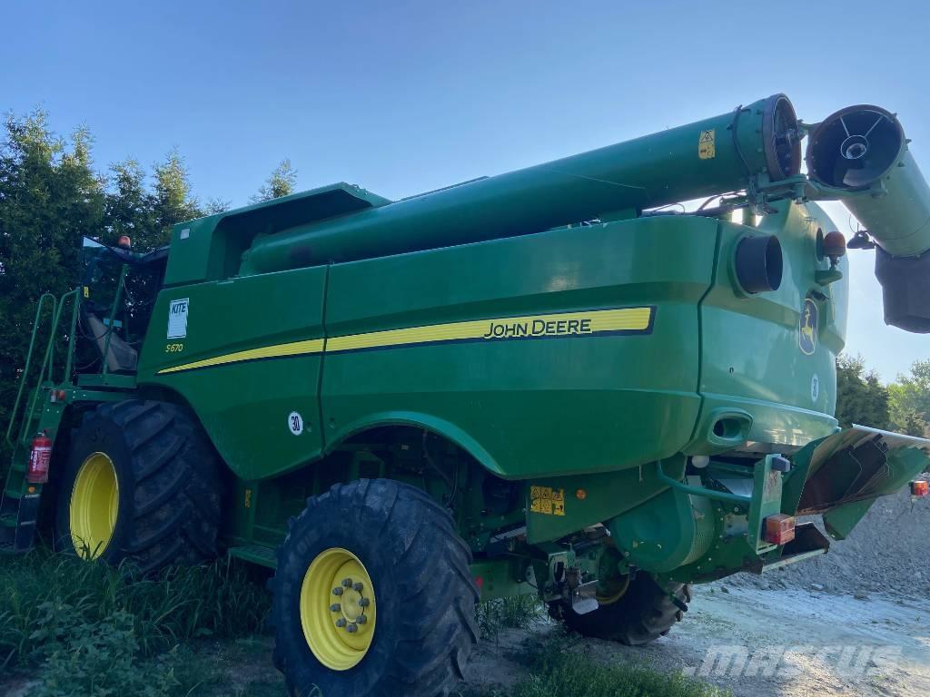 John Deere S 670 i Kombajni