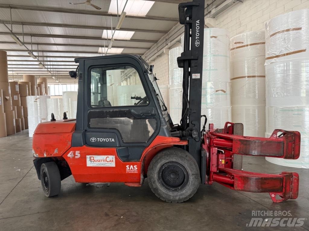 Toyota 02-7 FD 40 Dizelski viličarji