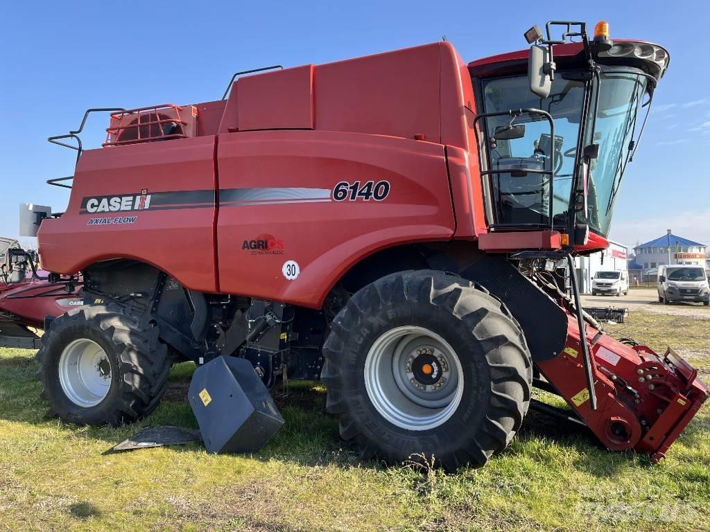 Case IH AF6140 Kombajni
