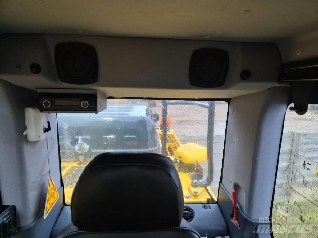 Komatsu PC210 LC-11 Bagri goseničarji