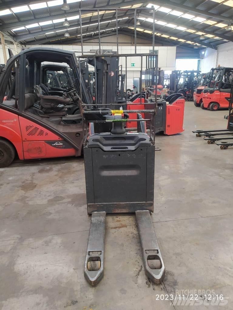 Linde T20 SP Električni nizko dvižni viličar s stojiščem