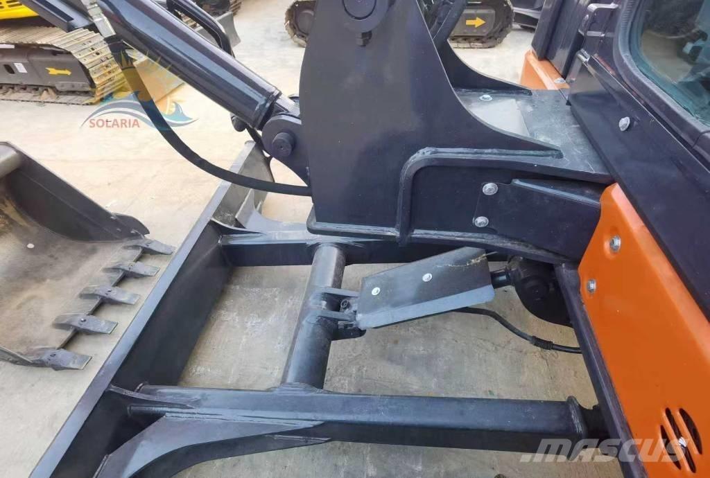 Hitachi ZX55USR Mini bagri <7t