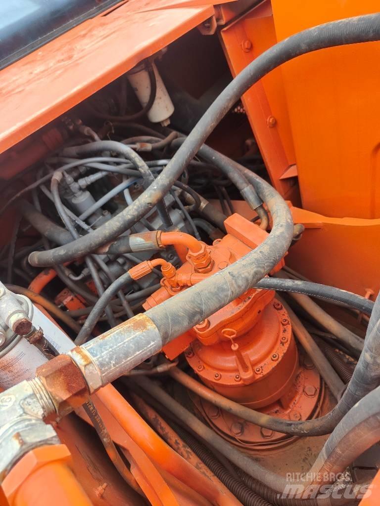 Doosan 220 LC-7 Bagri goseničarji