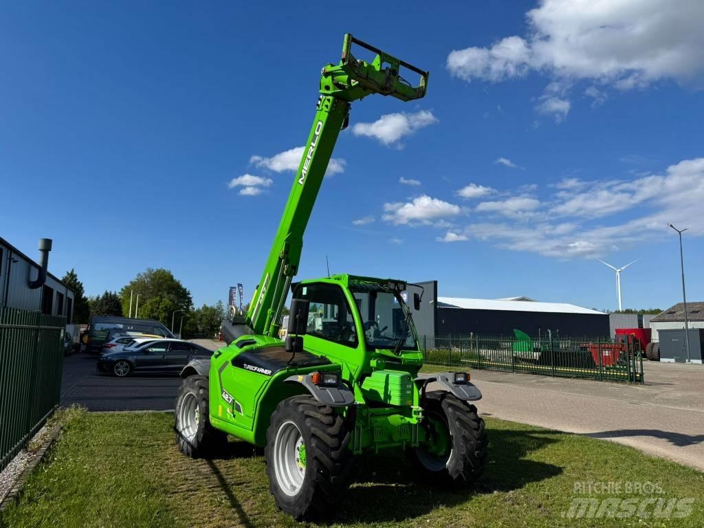 Merlo TF42.7 CS Kmetijski teleskopski nakladalci