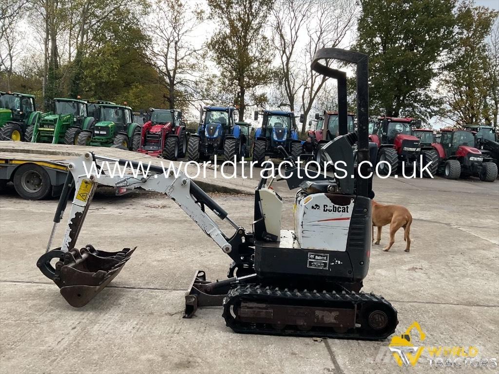 Bobcat E 10 Mini bagri <7t