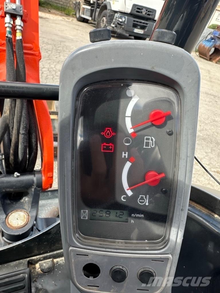 Kubota U 27-4 Mini bagri <7t