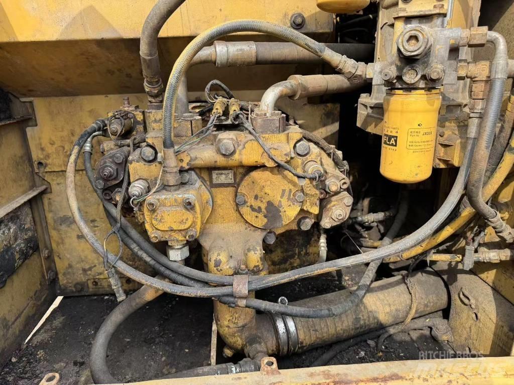 CAT 320 C Bagri goseničarji